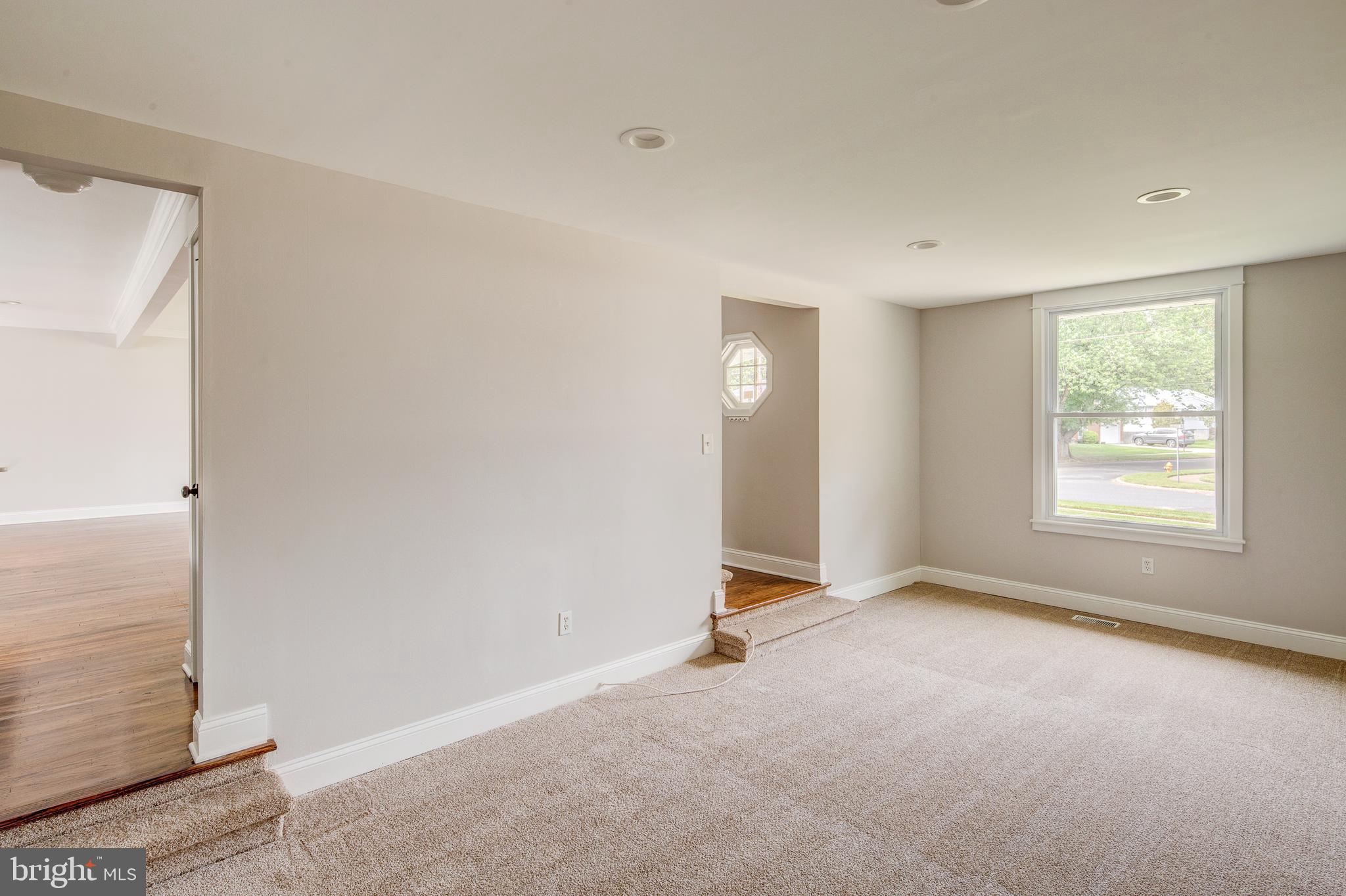 20 Holly Road Stratford, NJ 08084 - Photo 9 of 18