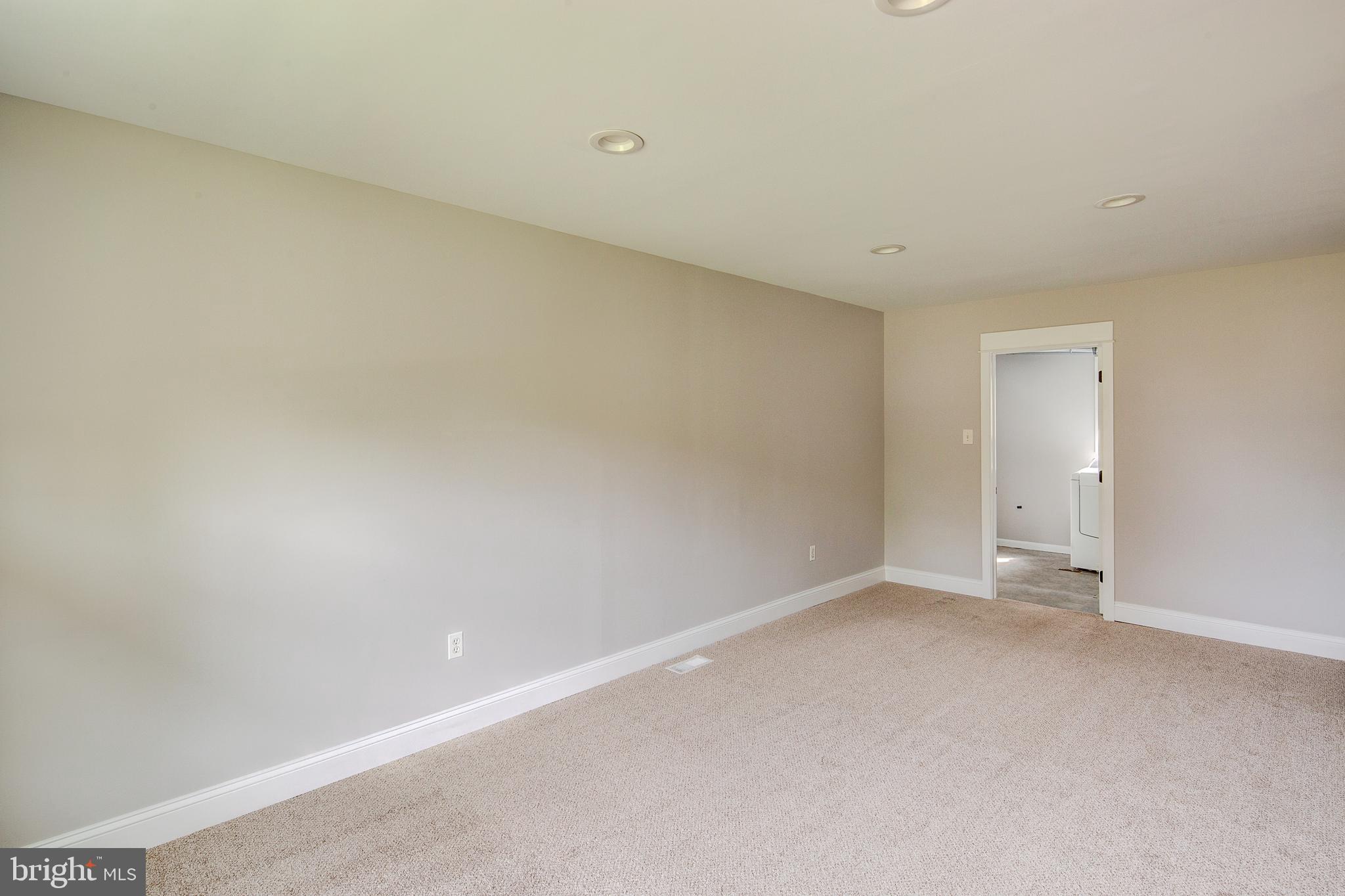 20 Holly Road Stratford, NJ 08084 - Photo 10 of 18
