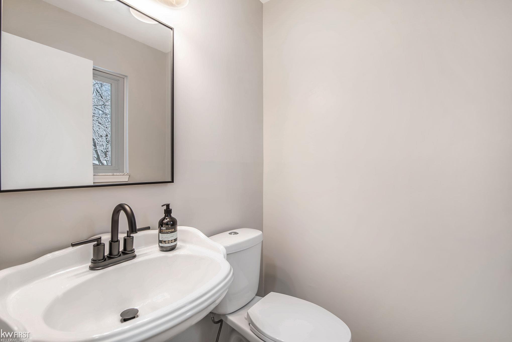 3960 Reseda Road Waterford, MI 48329 - Photo 14 of 45