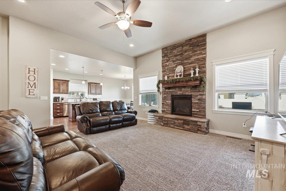 9508 West Ringle Creek Street Star, ID 83669 - Photo 6 of 34