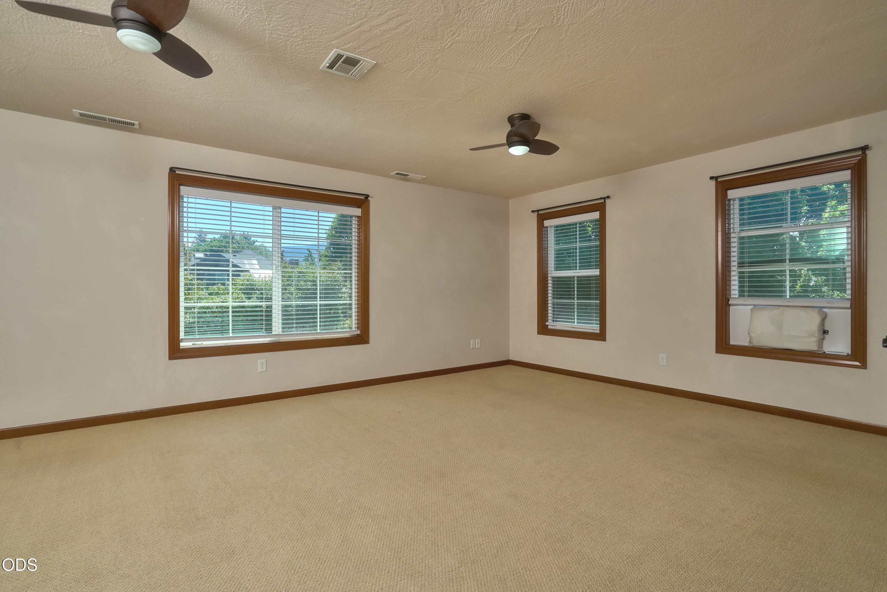 238 Fieldbrook Court Medford, OR 97504 - Photo 42 of 61