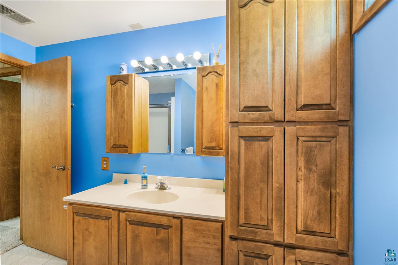 5483 Fish Lake Dam Road Duluth, MN 55803 - Photo 21 of 39 Lower Level 3/4 Bath