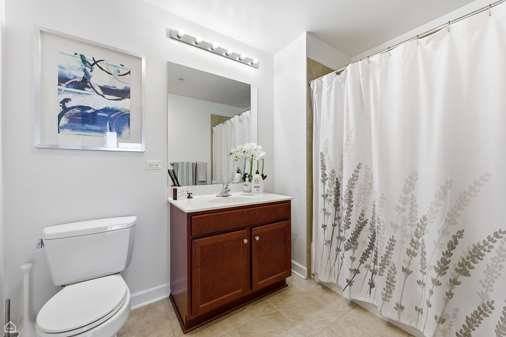 100 East 14th Street, Unit 1107 Chicago, IL 60605 - Photo 5 of 9