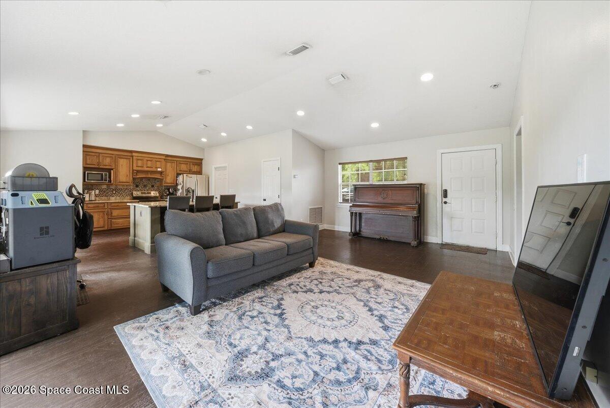 5105 Cabbage Palm Street Cocoa, FL 32927 - Photo 11 of 50 39-5105 Cabbage Palm-38
