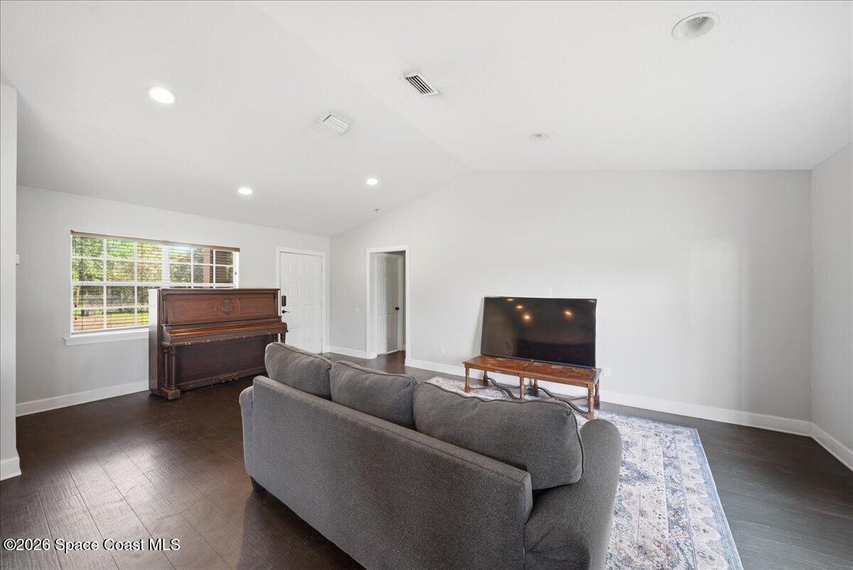 5105 Cabbage Palm Street Cocoa, FL 32927 - Photo 13 of 50 31-5105 Cabbage Palm-30