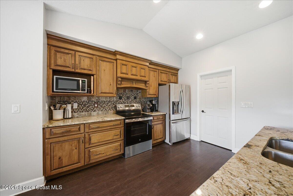 5105 Cabbage Palm Street Cocoa, FL 32927 - Photo 8 of 50 35-5105 Cabbage Palm-34