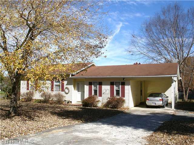 3900 Welcome-Arcadia Road Lexington, NC 27295 - Photo 1 of 16 Exterior Front.