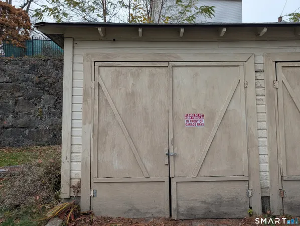 a close view of door