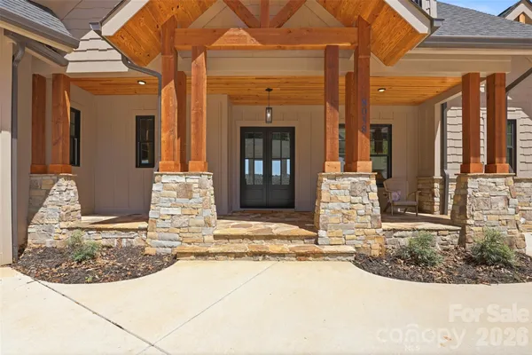 $3,179,000 | 8058 Edgewater Drive, Norwood, NC 28128
