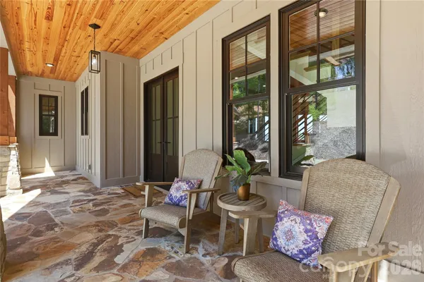 $3,179,000 | 8058 Edgewater Drive, Norwood, NC 28128