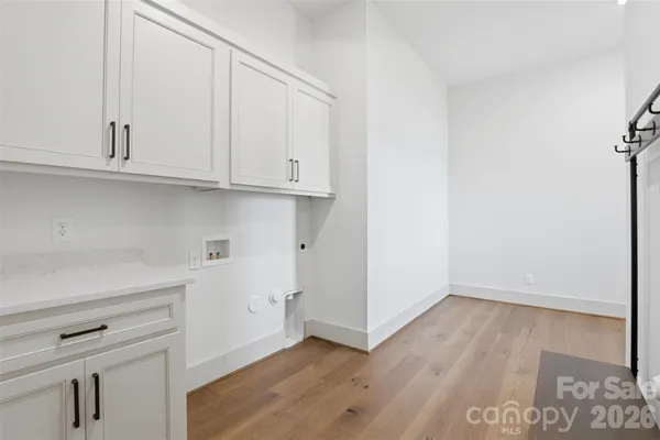 $3,179,000 | 8058 Edgewater Drive, Norwood, NC 28128