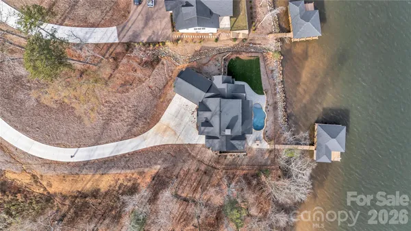 $3,179,000 | 8058 Edgewater Drive, Norwood, NC 28128