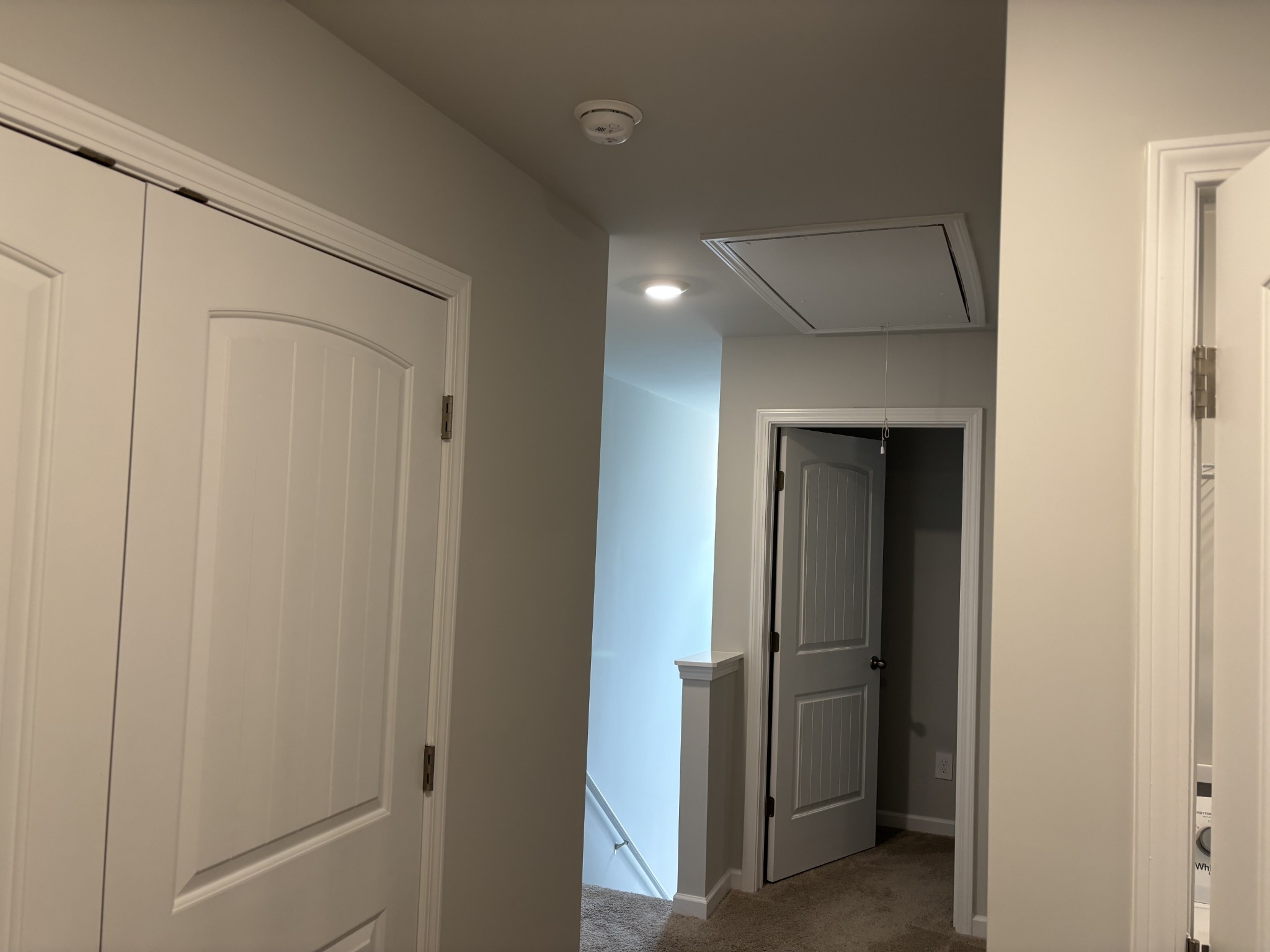 266 Redhead Lane Lebanon, TN 37090 - Photo 14 of 18 a view of hallway with shower