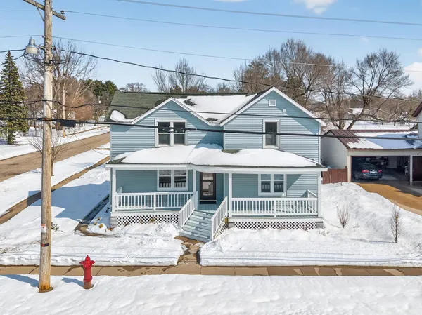 $320,000 | 210 North Farmer Street, Princeton, WI 54968