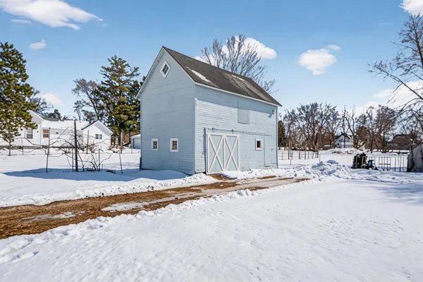 $320,000 | 210 North Farmer Street, Princeton, WI 54968