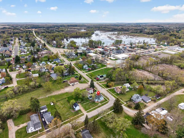 $298,000 | 210 North Farmer Street, Princeton, WI 54968
