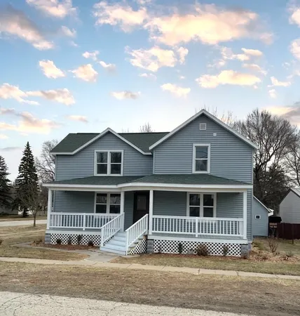 $320,000 | 210 North Farmer Street, Princeton, WI 54968