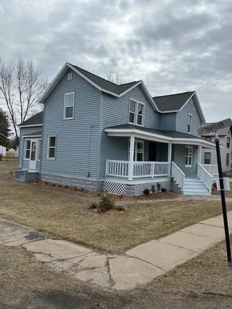 $320,000 | 210 North Farmer Street, Princeton, WI 54968