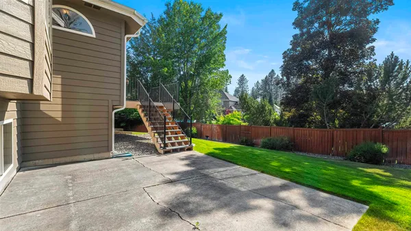 $625,000 | 1220 East Brierwood Drive, Spokane, WA 99218
