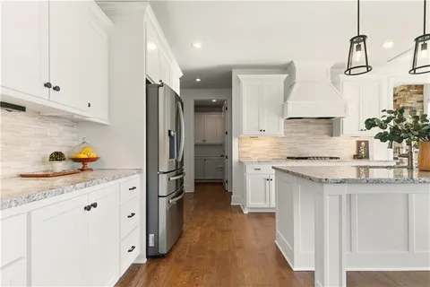 $899,000 | 9903 West 152nd Terrace, Overland Park, KS 66221