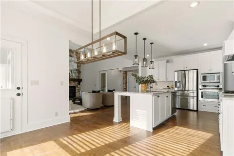 $899,000 | 9903 West 152nd Terrace, Overland Park, KS 66221