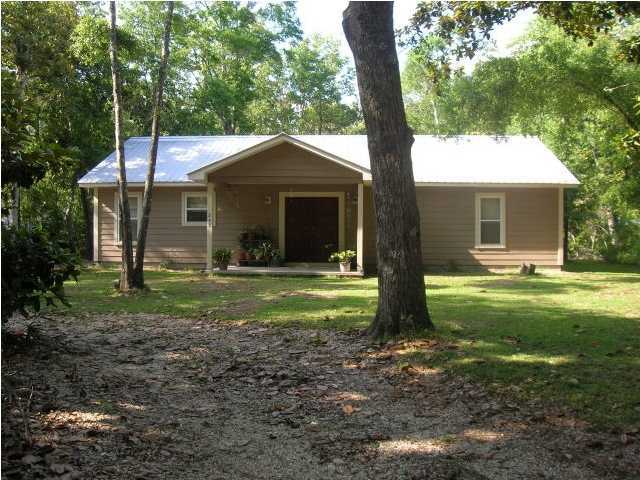 243 Stillwater Road Freeport, FL 32439 - Photo 1 of 8 Primary Photo