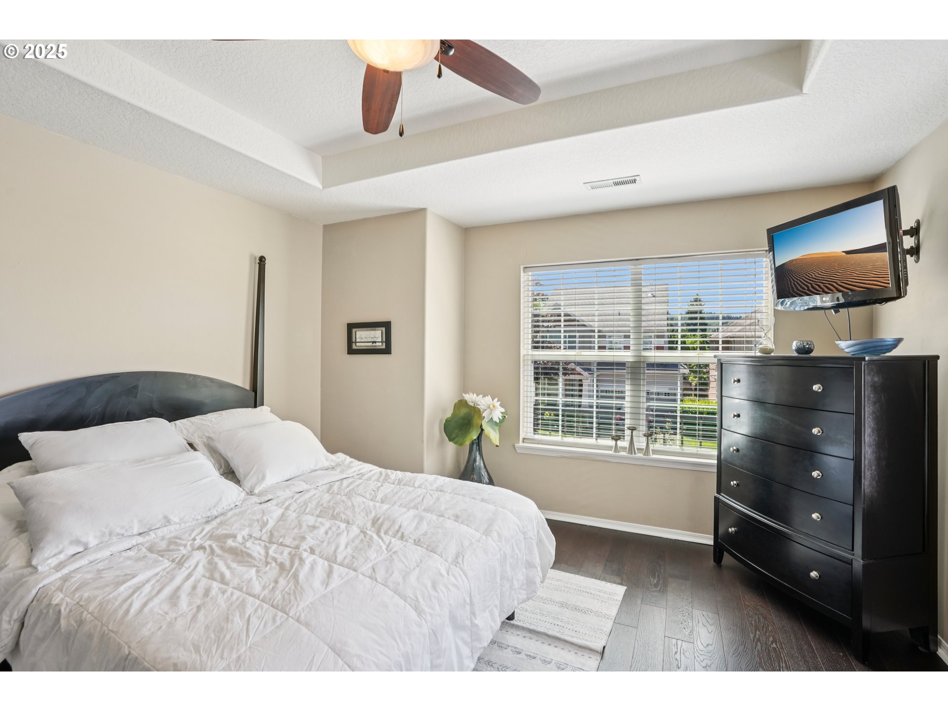 20621 Southwest Rosemount Street Beaverton, OR 97078 - Photo 19 of 37 a bedroom with a bed and a window