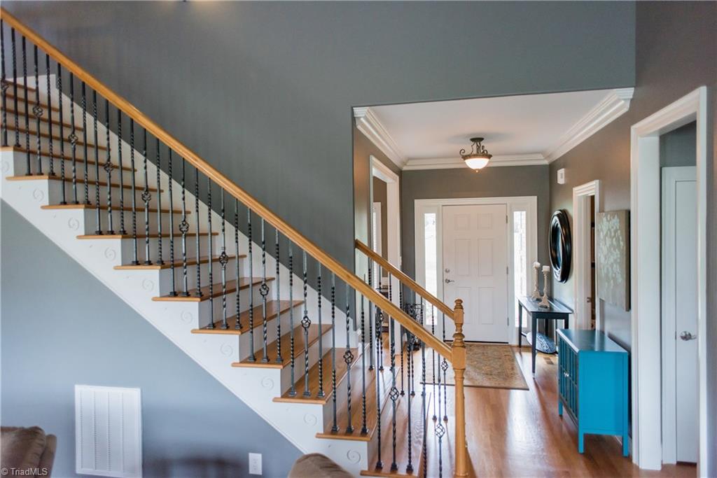 1743 Diercrest Street Oak Ridge, NC 27310 - Photo 4 of 30 Foyer