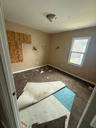 $39,900 | 9244 Heyden, Detroit, MI 48228