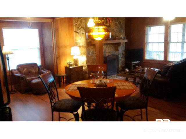 16981 Ferry Road Fairhope, AL 36532 - Photo 13 of 32 Dining & living