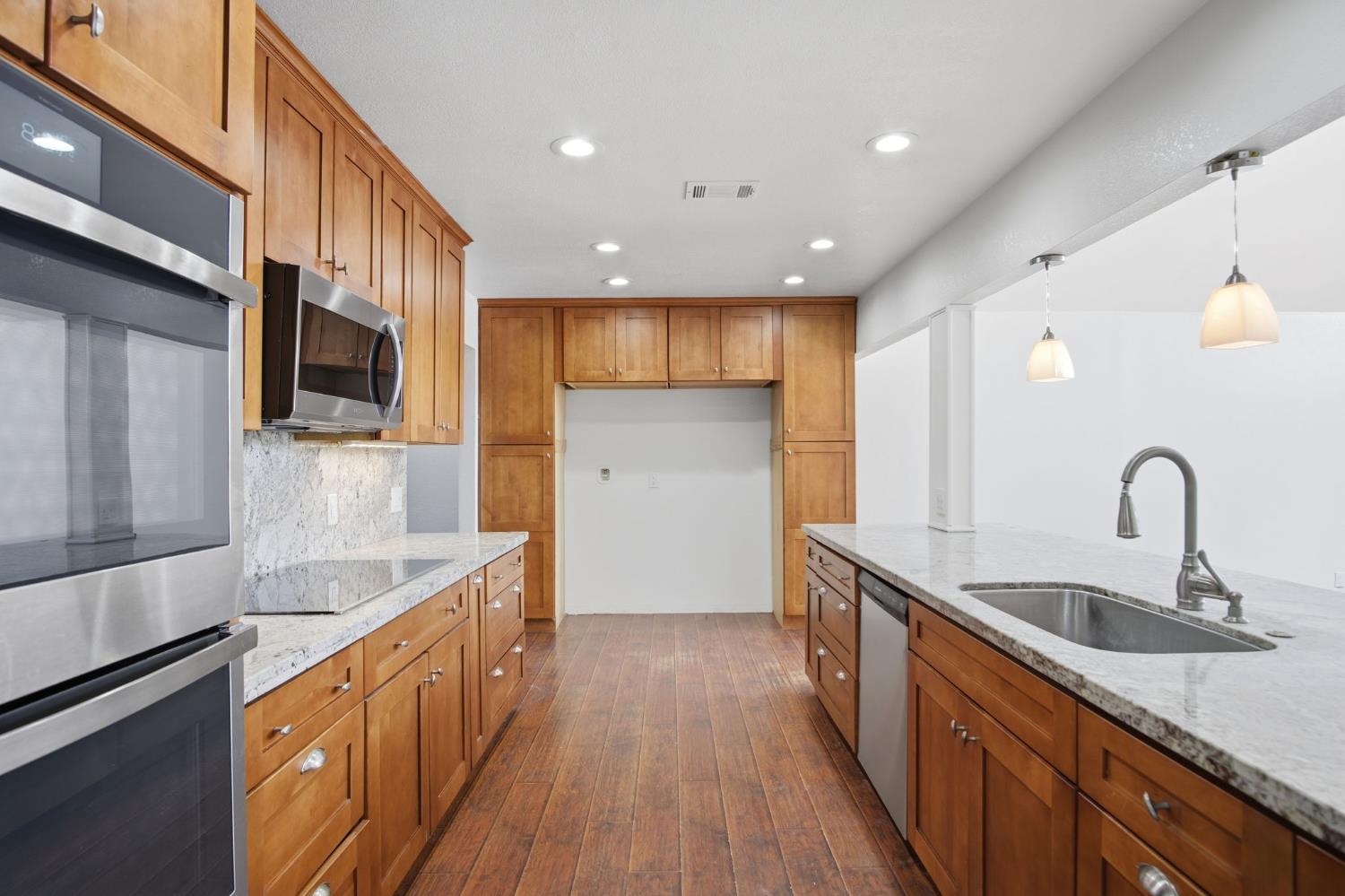 3010 Lester Road Denair, CA 95316 - Photo 16 of 33