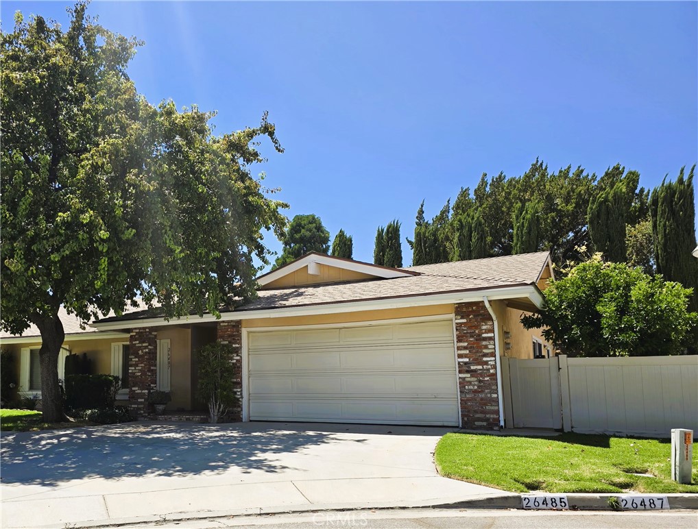 26487 Fairway Circle Newhall, CA 91321 - Photo 3 of 37