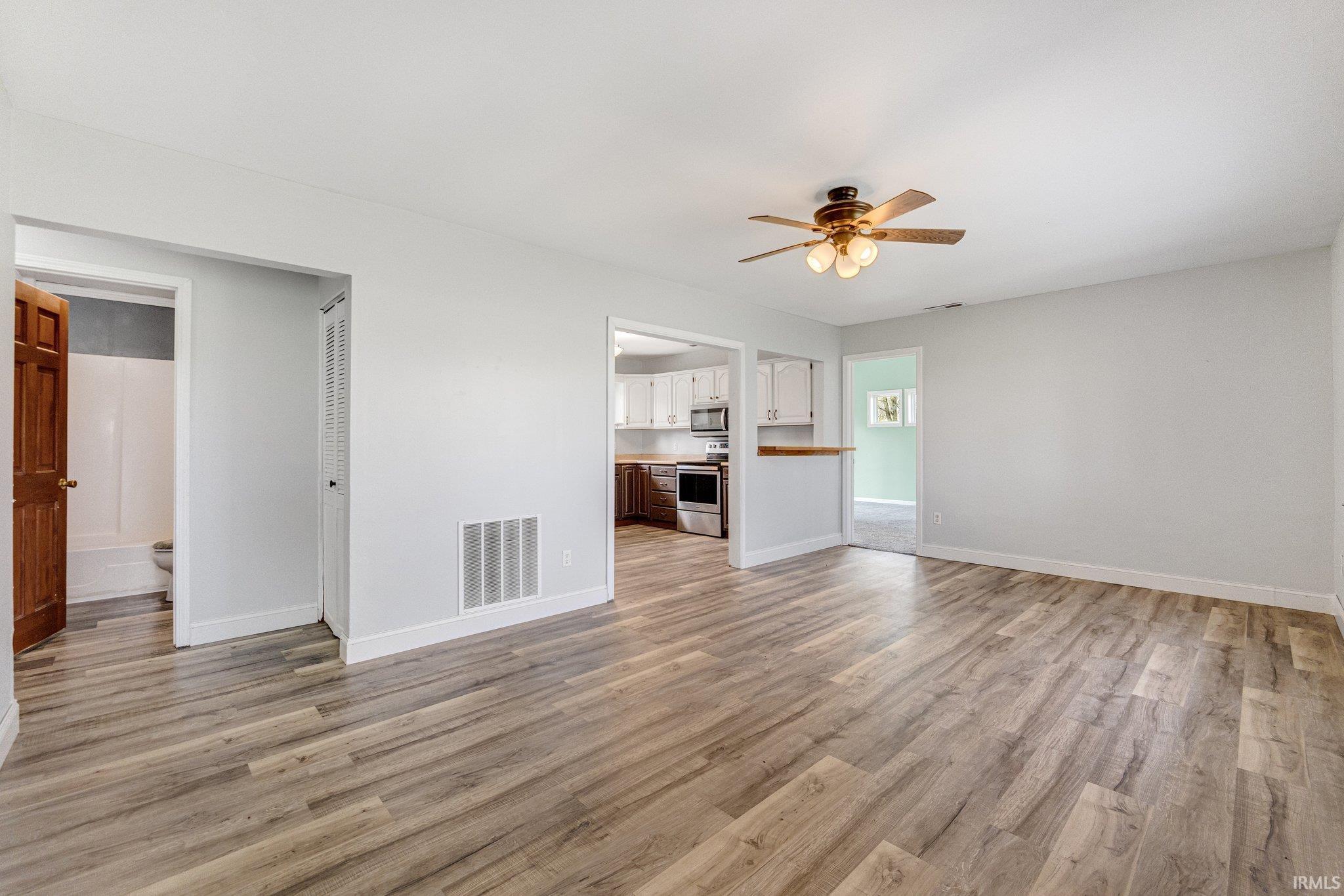 8811 Ernst Road Fort Wayne, IN 46809 - Photo 6 of 35
