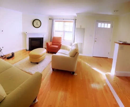 $5,700 | 2 St Paul Street, Unit 10, Brookline, MA 02446