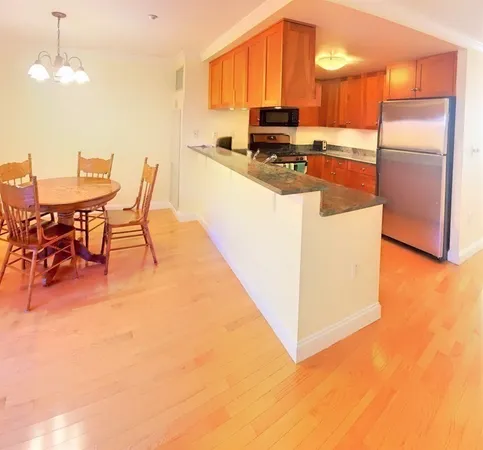 $5,700 | 2 St Paul Street, Unit 10, Brookline, MA 02446