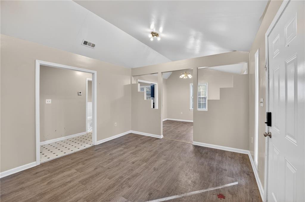 1826 County Line Road Southwest Atlanta, GA 30331 - Photo 12 of 33