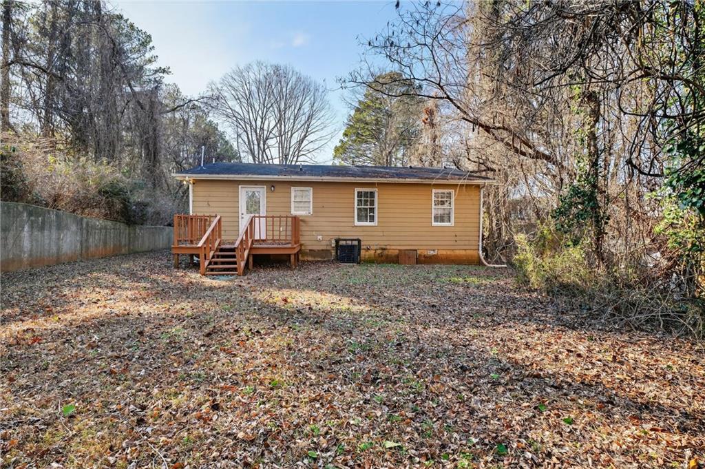1826 County Line Road Southwest Atlanta, GA 30331 - Photo 29 of 33