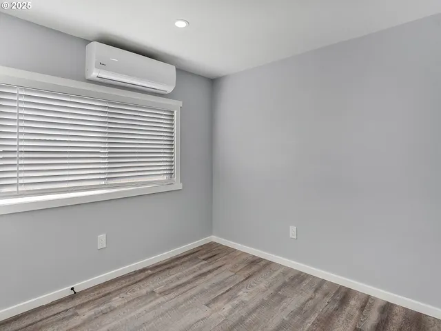 $80,000 | 620 Southeast 2nd Avenue, Canby, OR 97013