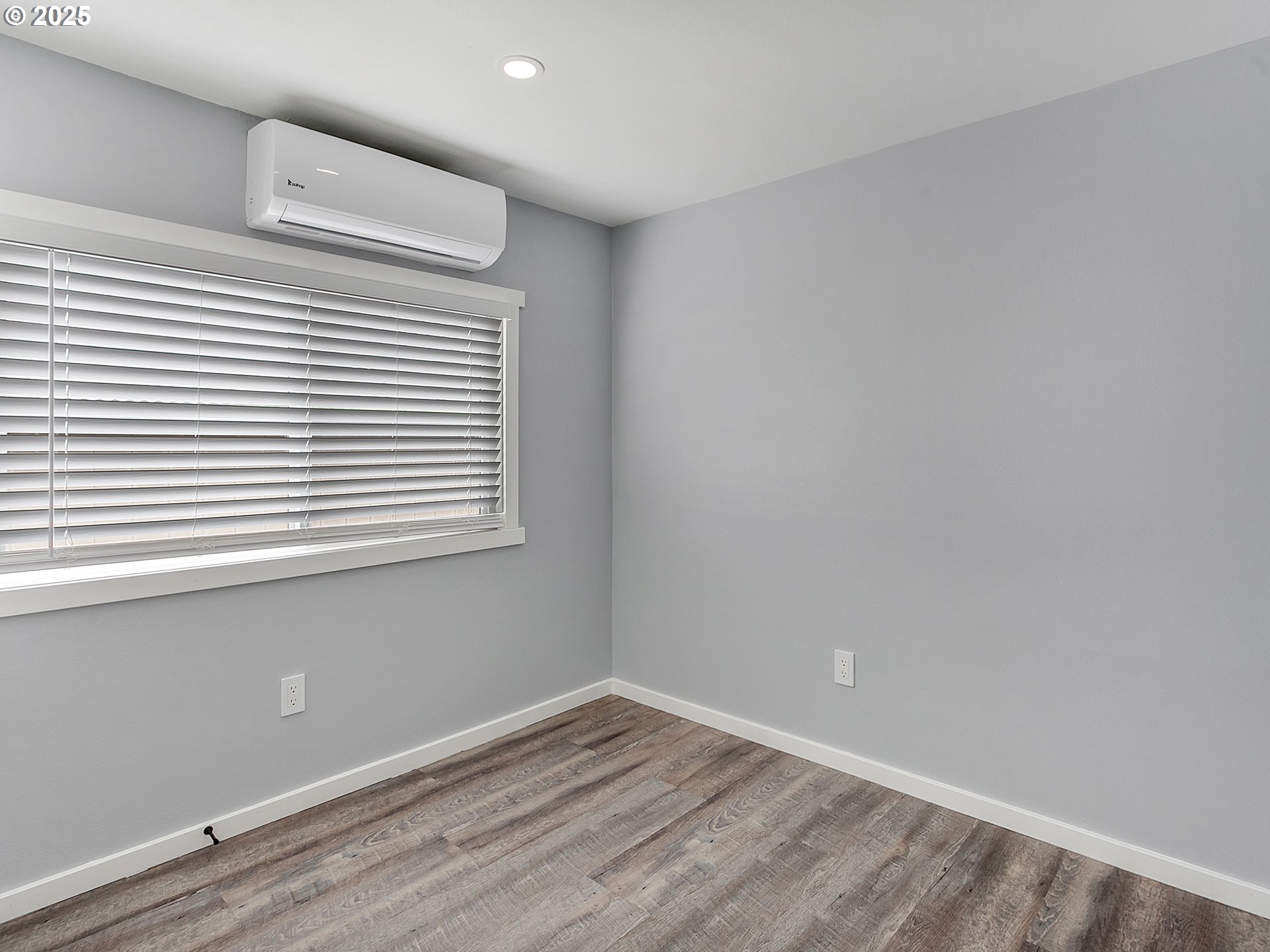 620 Southeast 2nd Avenue Canby, OR 97013 - Photo 4 of 26 Dining Area