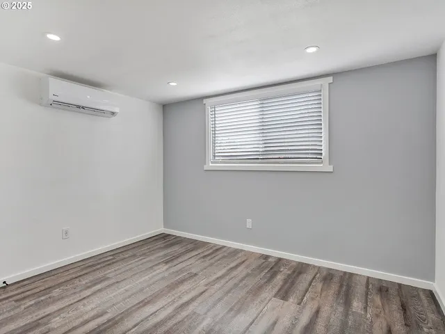 $80,000 | 620 Southeast 2nd Avenue, Canby, OR 97013