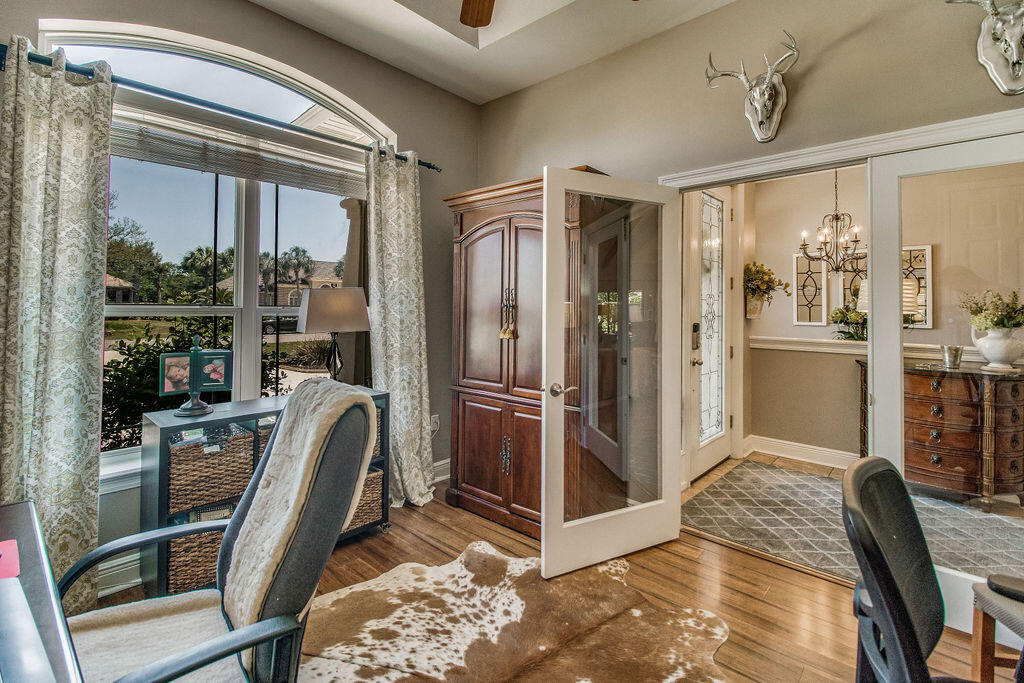 2655 Masters Boulevard Navarre, FL 32566 - Photo 26 of 87 2655MastersBoulevard-46