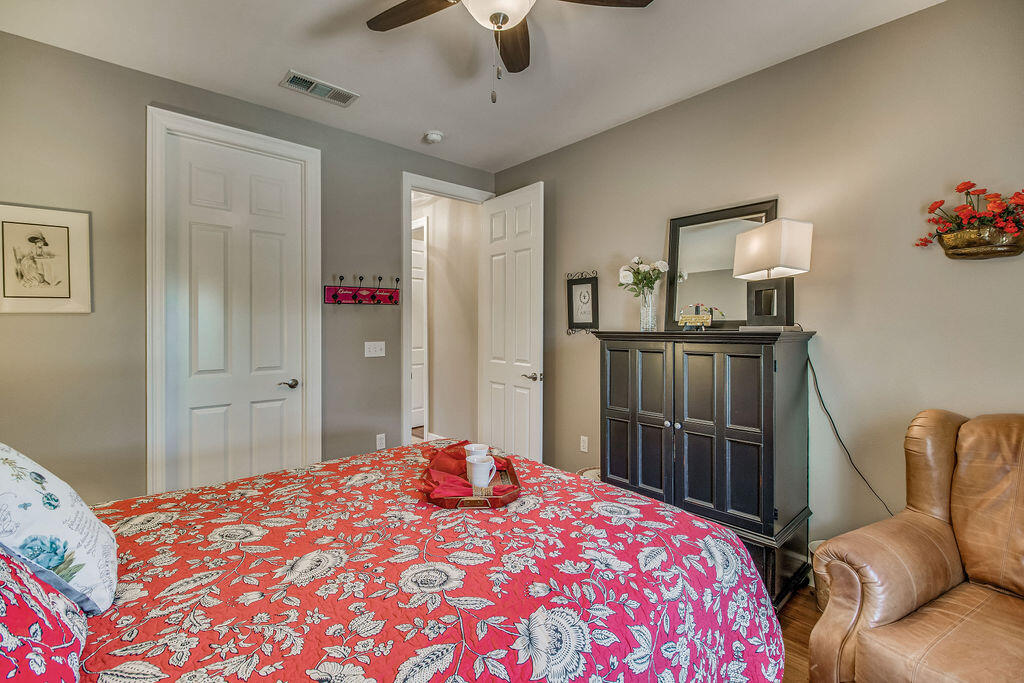 2655 Masters Boulevard Navarre, FL 32566 - Photo 39 of 87 2655MastersBoulevard-35