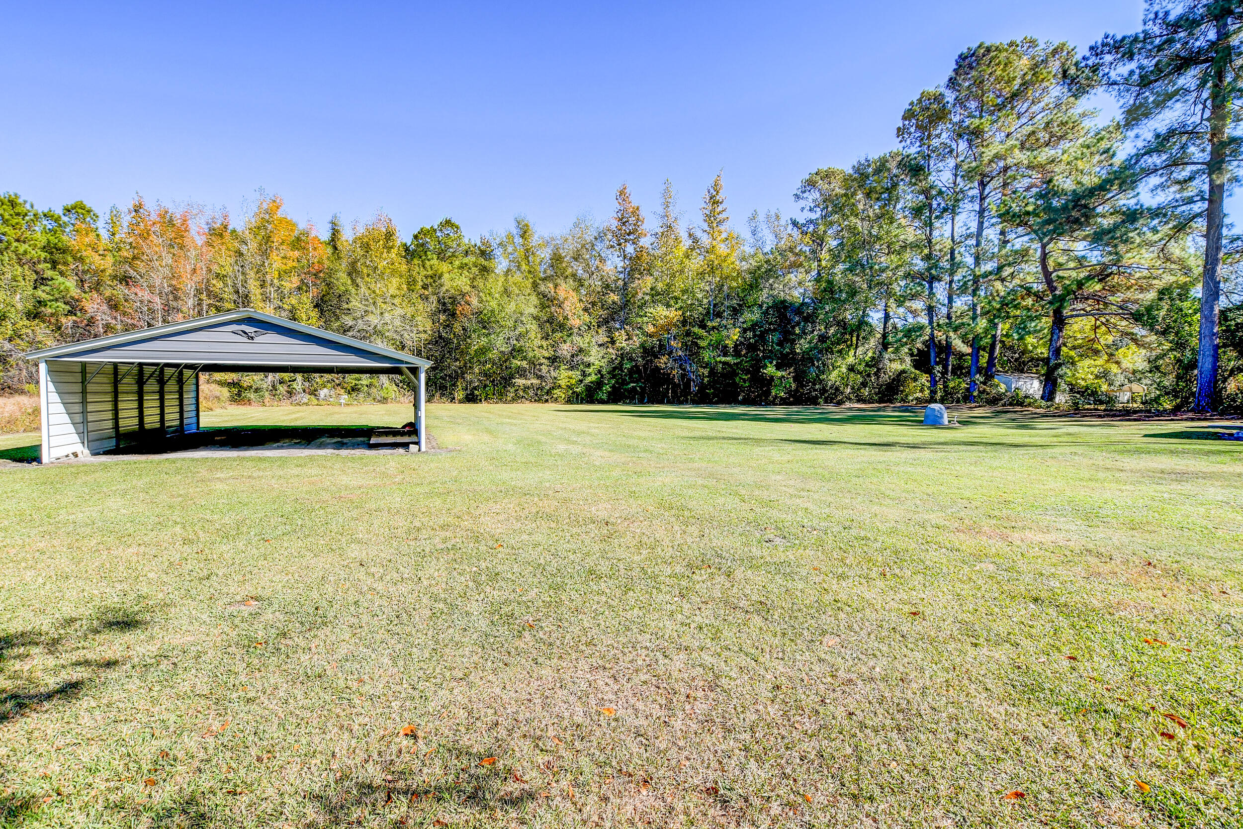 504 Delos Road Kingstree, SC 29556 - Photo 22 of 37 DSC_9578_79_80_81_82
