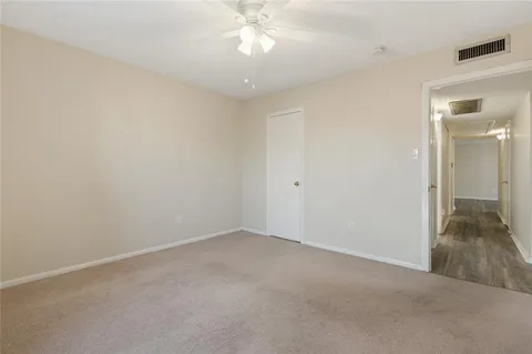 $210,000 | 2704 Whitney Place, Unit 815, Metairie, LA 70002