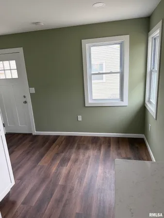 $175,000 | 858 West Superior Avenue, Jacksonville, IL 62650