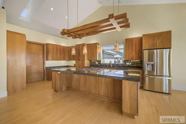 $925,000 | 5032 Power House Drive, Idaho Falls, ID 83406