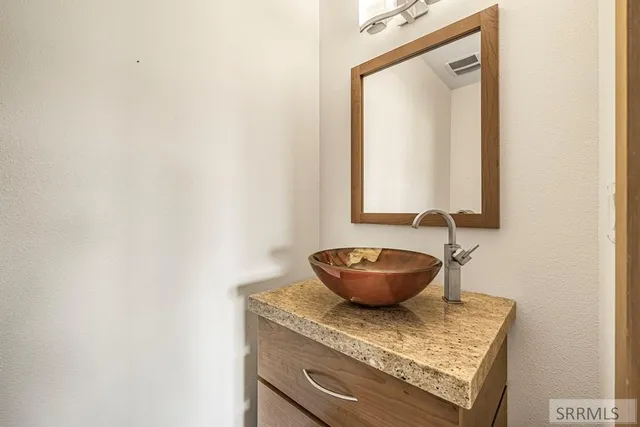 $925,000 | 5032 Power House Drive, Idaho Falls, ID 83406