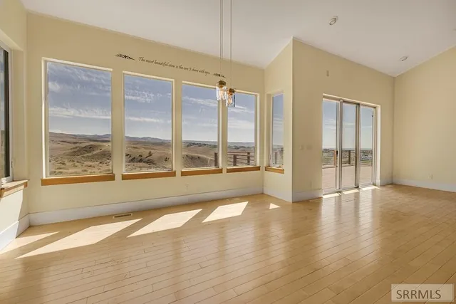 $925,000 | 5032 Power House Drive, Idaho Falls, ID 83406