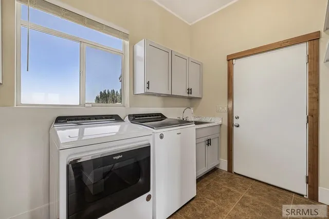 $925,000 | 5032 Power House Drive, Idaho Falls, ID 83406