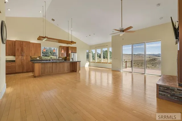 $925,000 | 5032 Power House Drive, Idaho Falls, ID 83406